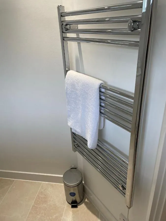 Studio House Apartment Dagenham